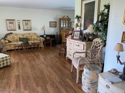 2233 Date St, Saint James City, FL 33956-2022