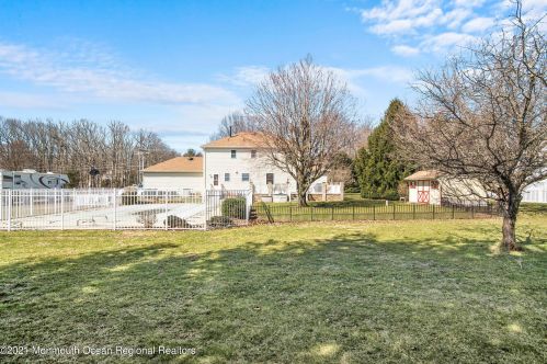 130 Hopkins Rd, Plumsted Township, NJ 08533-2713