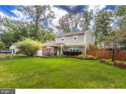 25 Winding Way, Berlin Boro NJ  08009-2251 exterior