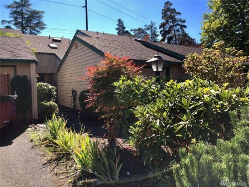 9220 77th St, Lakewood, WA 98498-7106