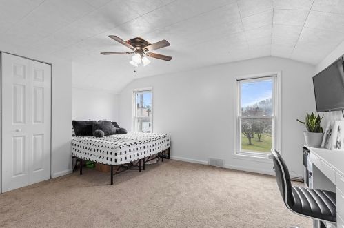 225 Elizabeth Ave, Evans City PA  16033-1087 exterior
