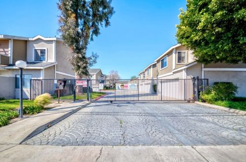7883 Cerritos Ave, Stanton CA  90680-1658 exterior
