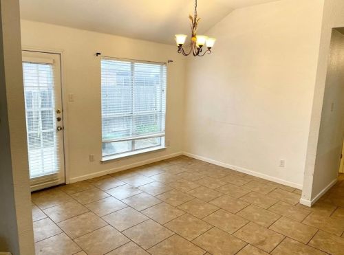 1222 Misty Dr, Midlothian TX  76065-5036 exterior