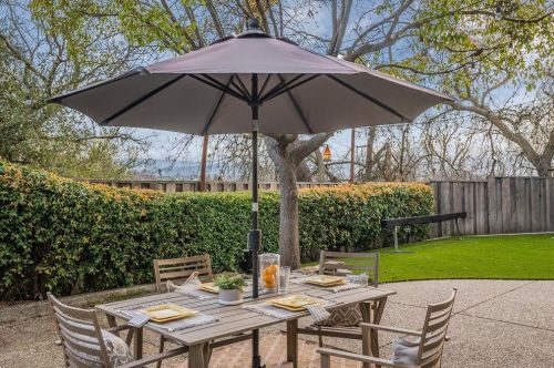 2749 Mira Bella Cir, Morgan Hill CA 95037-7602 exterior