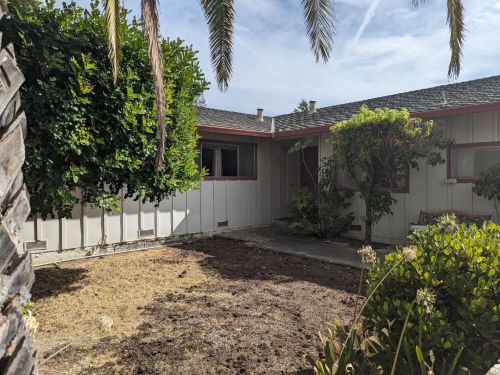 6576 Little Falls Dr, San Jose, CA 95120-4049