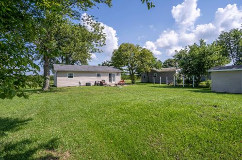 3089 Ford Rd, Washington Ch OH  43160-8759 exterior