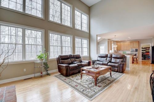 257 Paxton Way, Glastonbury, CT 06033-3387