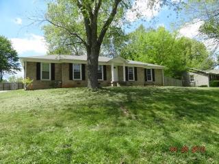 204 Nottingham Pl, Clarksville, TN 37042-3137