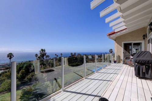 30525 Rhone Dr, Rancho Palos Verdes CA  90275-5742 exterior