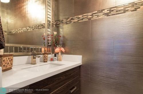 16408 39th St, Hollywood FL  33027-4639 exterior