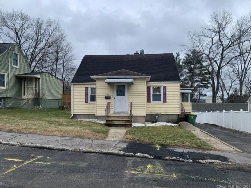 40 Madison St, Waterbury, CT 06706-1718