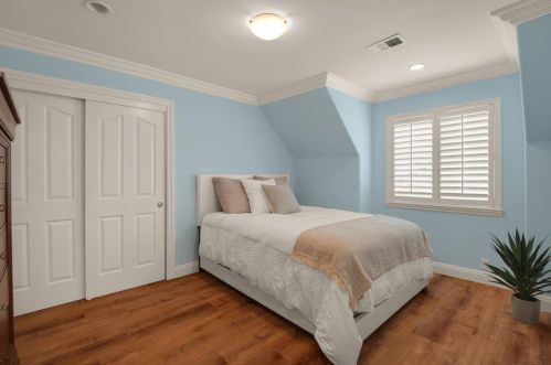 18660 Castle Lake Dr, Morgan Hill CA  95037-9472 exterior