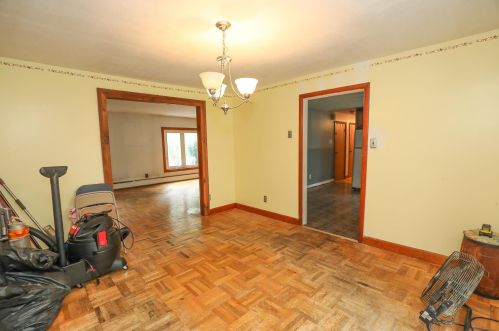 16 Fordway Rd, Raymond NH  03077-2459 exterior