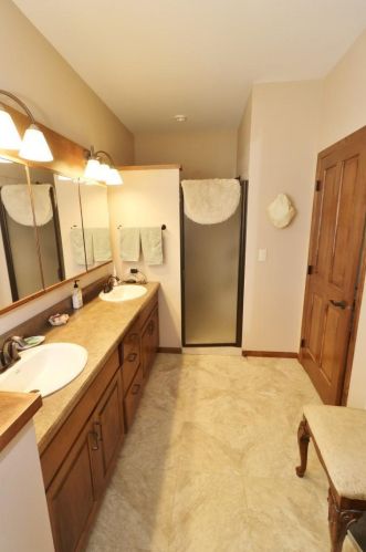 1411 Karnis Dr, Alex MN  56308-5178 exterior