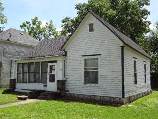 721 Main St, Petrolia, KS 66720-1506