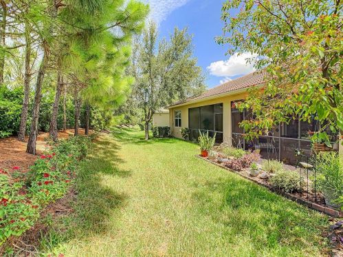 16234 Amethyst Key Dr, Wimauma FL  33598-4028 exterior