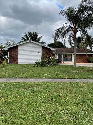 1218 Woodcrest Rd, West Palm Beach, FL 33417-5764