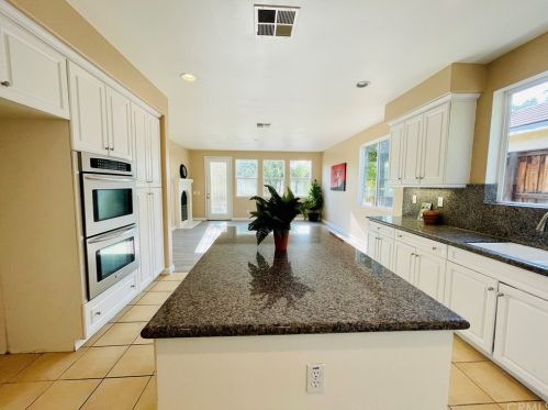 3772 Ash St, Lake Elsinore CA  92530-2000 exterior
