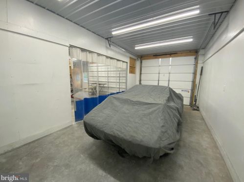 412 Washington Ave, Downingtown PA  19335-2708 exterior