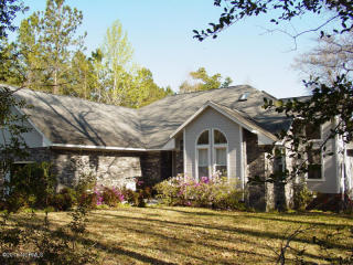 629 Hughes Rd, Hampstead, NC 28443-2103