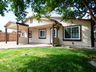 705 Morrison Ave, Sacramento, CA 95838-3343