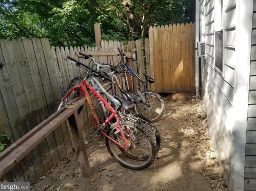 727 Cherry St, Norristown PA 19401-3926 exterior