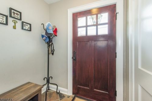 17 Kennedy Rd, Greystone Park NJ  07950-2311 exterior