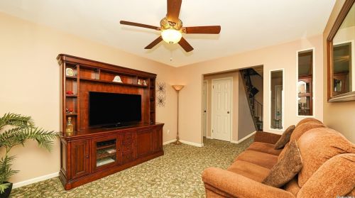 2661 Peconic Ave, Seaford NY  11783-3451 exterior