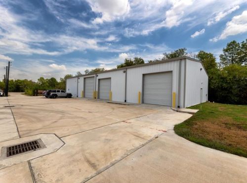 6420 Brookside Rd, Pearland TX  77581-9000 exterior