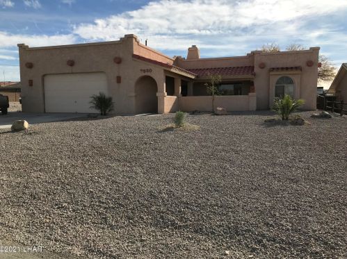 3530 Mockingbird Dr, Lake Havasu City, AZ 86406-5752