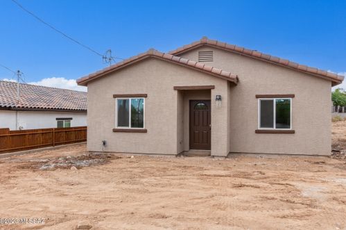 1230 San Felipe Dr, Tucson, AZ 85713-1332
