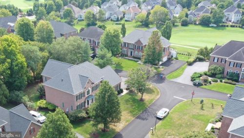 43530 Butler Pl, Leesburg VA 20176-7428 exterior