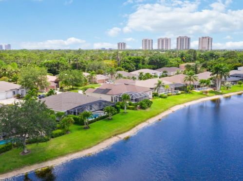 23346 Olde Meadowbrook Cir, Bonita Springs FL  34134-9114 exterior