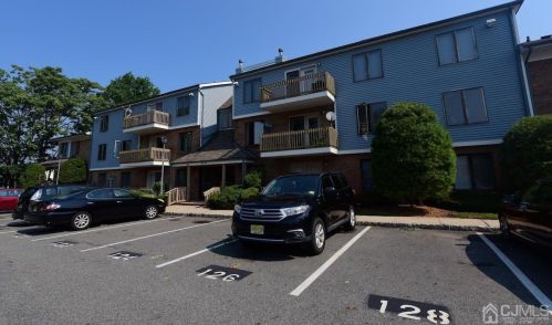 608 Peach St, Avenel, NJ 07001-1067