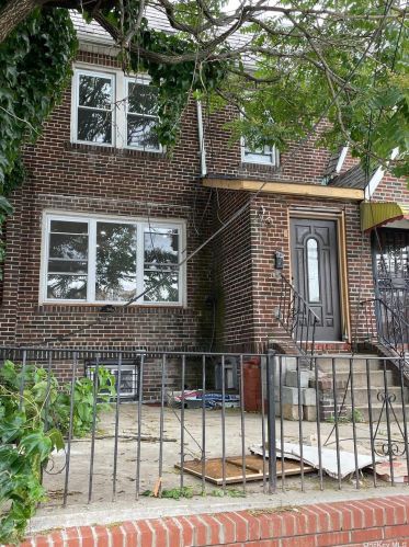 131-17 115th Ave, Jamaica, NY 11420-1915