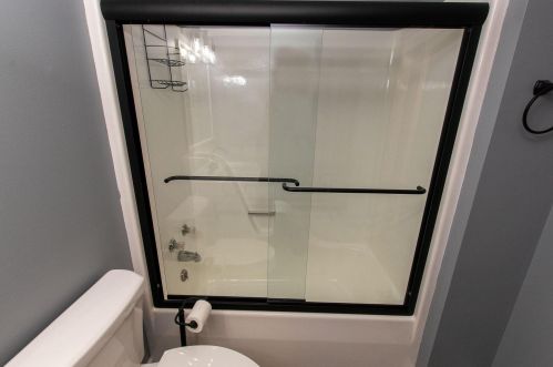 1259 Woodside Dr, Marion OH  43302-5745 exterior