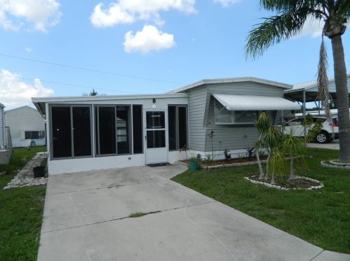 83 6th Ave, Punta Gorda, FL 33982