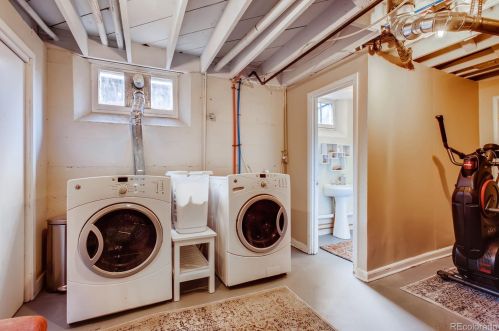 1220 Eudora St, Denver CO 80222-7321 exterior