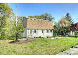 452 Hl St, Coventry RI  02816-7775 exterior