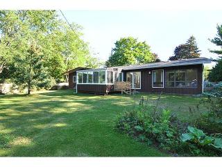5802 Cable Ave, Madison, WI 53705-4408