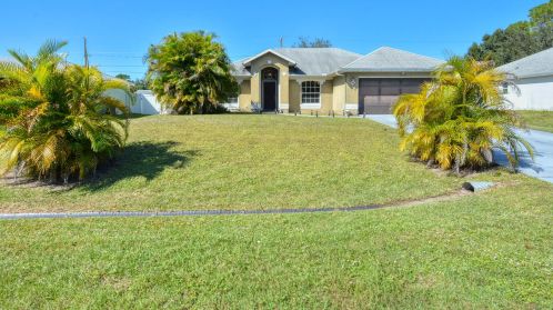 1930 Glenco St, Fort Pierce, FL 34953-1387