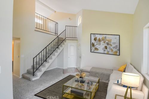 19859 Sandpiper Pl, Santa Clarita, CA 91321-4302
