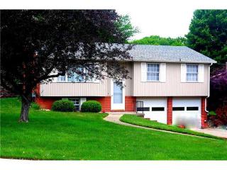 103 Baun Dr, Moon Twp, PA 15108-9658