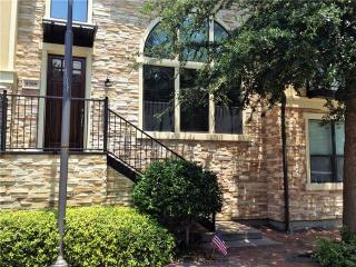 5709 Lunsford Rd, Plano TX  75024-4531 exterior