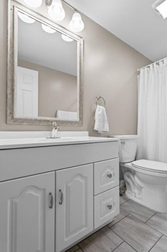 1812 6th St, Beaver Falls PA  15010-2923 exterior