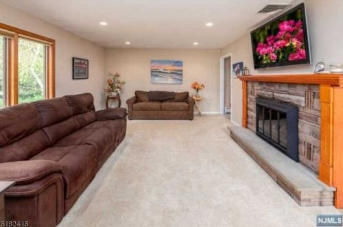 30 Ridge Rd, West Milford Lakes NJ  07480-2908 exterior