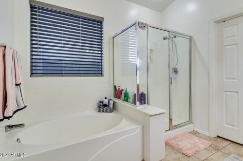 1637 Vineyard Plains Dr, Queen Creek AZ  exterior