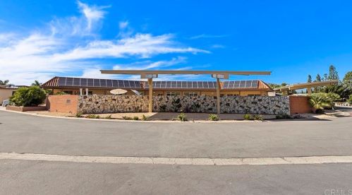 63 Bahia Ln, Oceanside CA  92058-1855 exterior