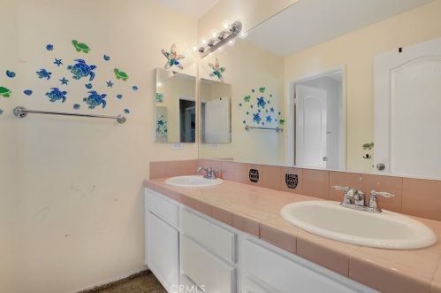 33237 Chert Ln, Wildomar CA  92595-6927 exterior