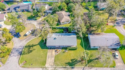 1019 Chippewa Trl, Daytona Beach FL 32117-3122 exterior